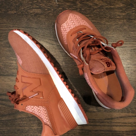 new balance rust